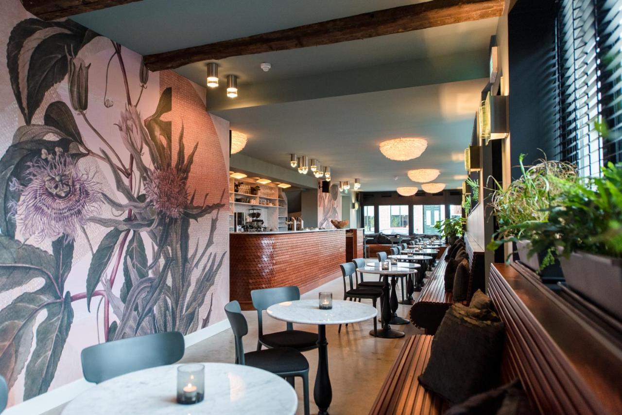 Fietshotel Zee Van Tijd Holwerd Exteriör bild