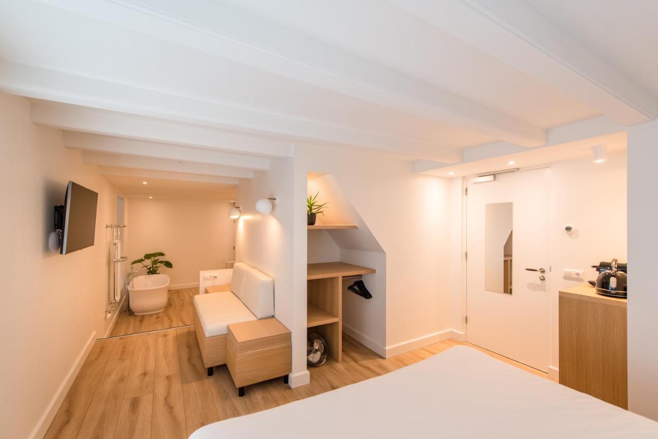 Fietshotel Zee Van Tijd Holwerd Exteriör bild