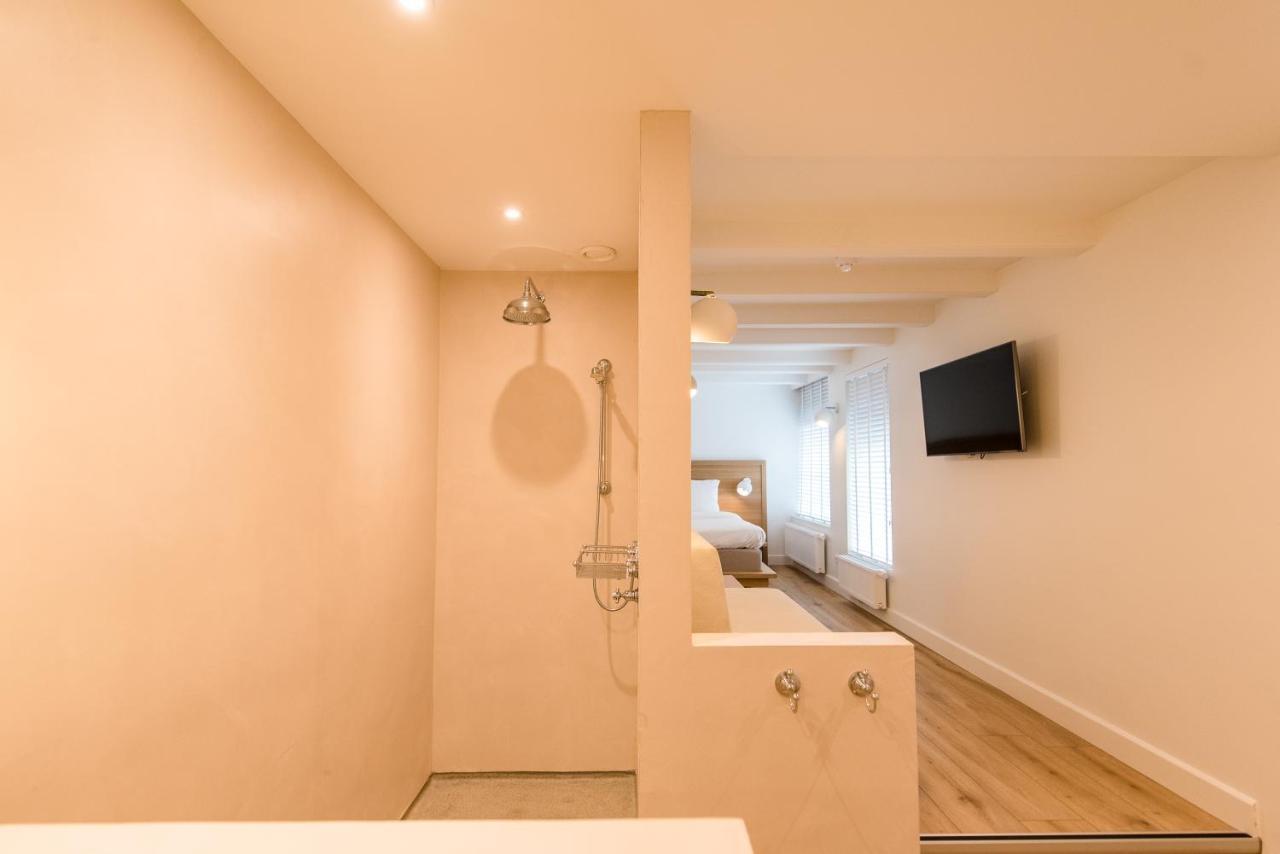 Fietshotel Zee Van Tijd Holwerd Exteriör bild
